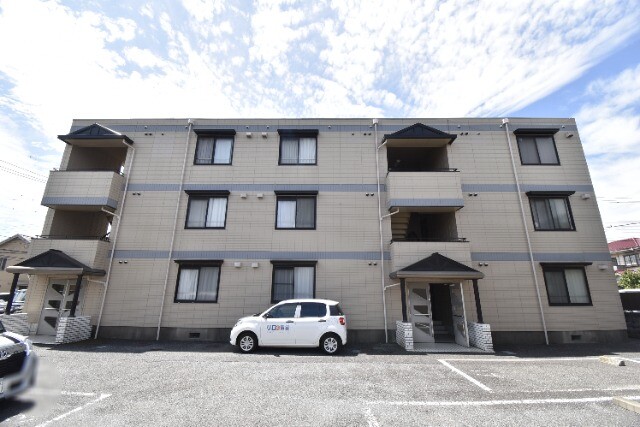 ��ʌ��������܎s�k����i���Q���ڂ̃A�p�[�g�̌����O��