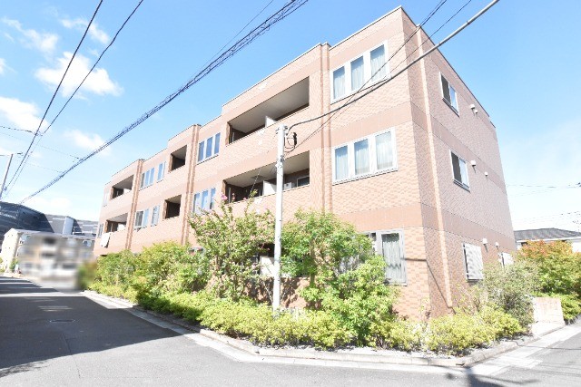 ��ʌ��z�J�s���C�N�^�E���P���ڂ̃}���V�����̌����O��