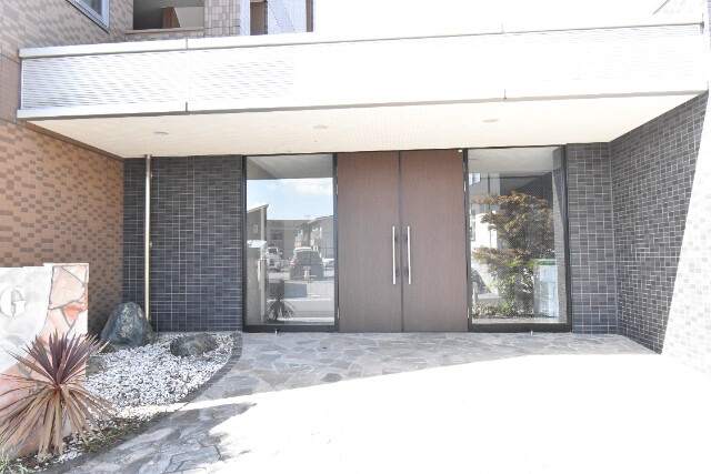 ��ʌ��z�J�s���C�N�^�E���P���ڂ̃}���V�����̃G���g�����X