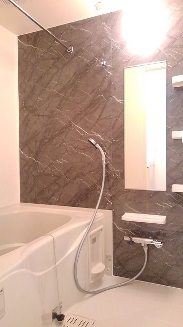 ��ʌ��������܎s��΋擌��΂U���ڂ̃A�p�[�g�̃o�X