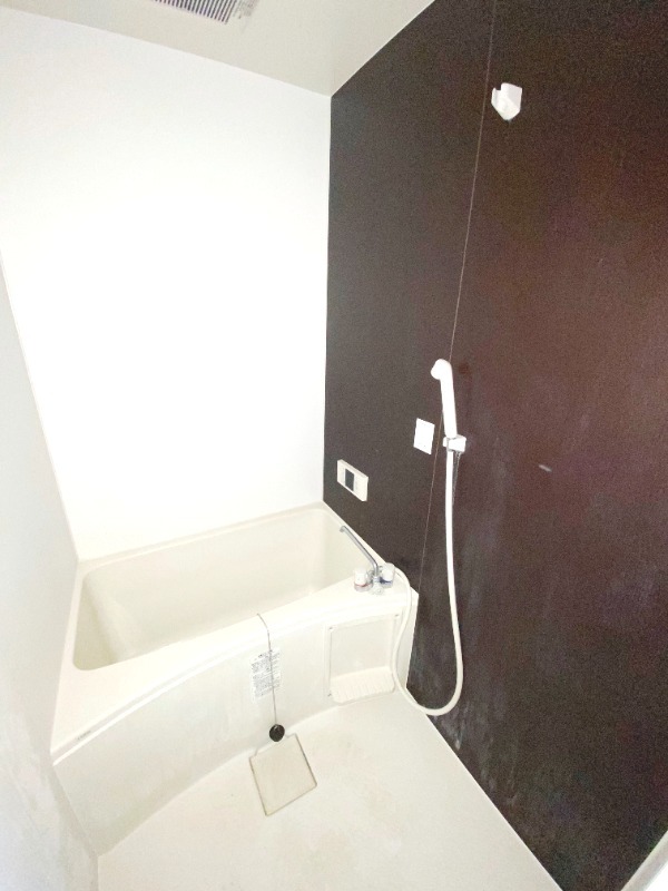 ��ʌ����R�s���Ԑ�S���ڂ̃}���V�����̃o�X