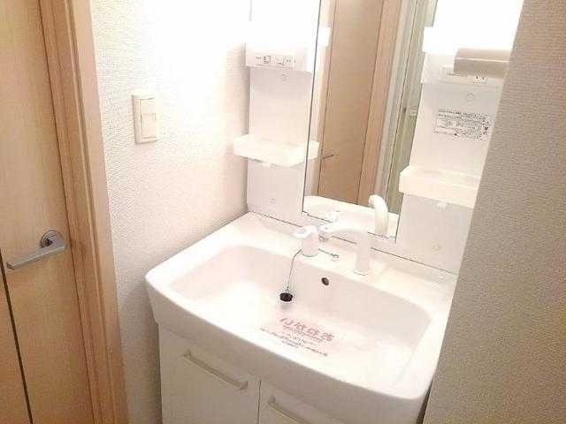 ��ʌ��z�J�s�{�{���P���ڂ̃A�p�[�g�̐��ʏ�