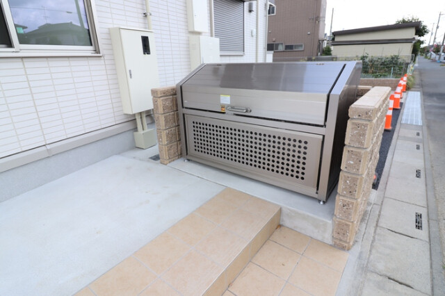 ��ʌ�����s����Q���ڂ̃A�p�[�g�̂��̑�