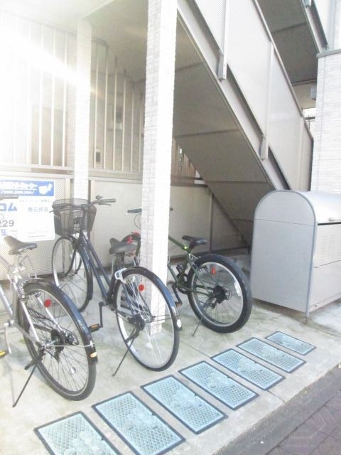 ��ʌ��������܎s��΋�{���P���ڂ̃A�p�[�g�̂��̑�