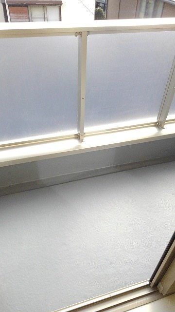 ��ʌ��������܎s��΋擌��΂U���ڂ̃A�p�[�g�̃o���R�j�[