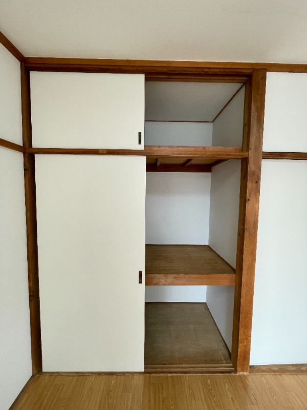 ��ʌ���z�s���V�c�R���ڂ̃A�p�[�g�̎��[