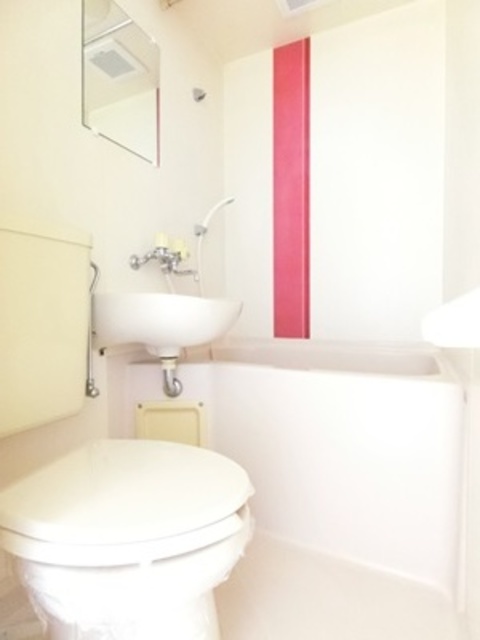 ��ʌ��������܎s�����擌��{�S���ڂ̃A�p�[�g�̃o�X