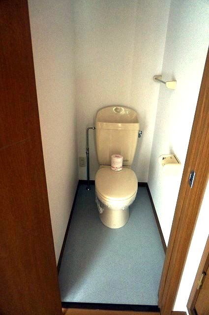 ��ʌ��������܎s�΋�厚�����̃A�p�[�g�̃g�C��