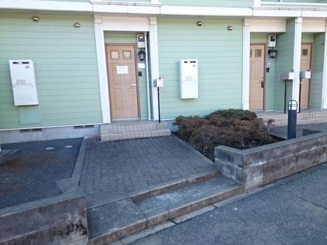 ��ʌ��������܎s�΋�厚�����̃A�p�[�g�̃G���g�����X