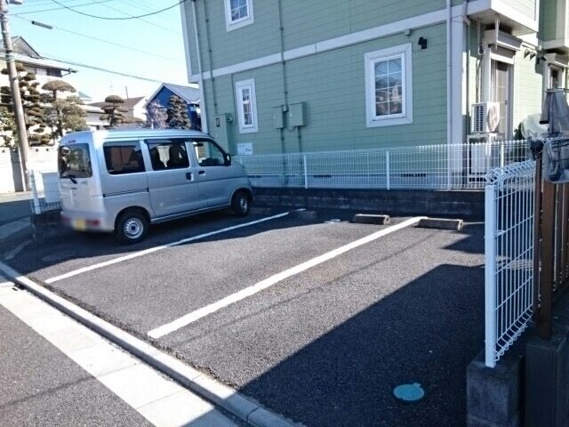 ��ʌ��������܎s�΋�厚�����̃A�p�[�g�̒��ԏ�