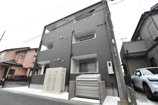 ��ʌ��������܎s�����擇���̃A�p�[�g�̃G���g�����X