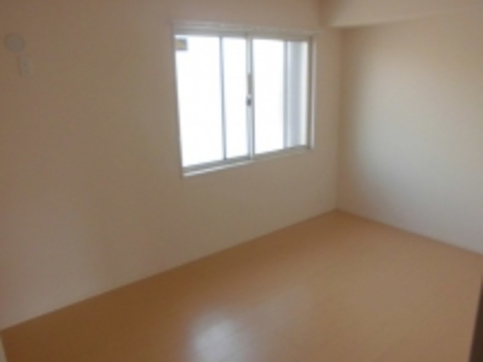 ��ʌ��������܎s��΋�������Q���ڂ̃A�p�[�g�̂��̑������E�X�y�[�X