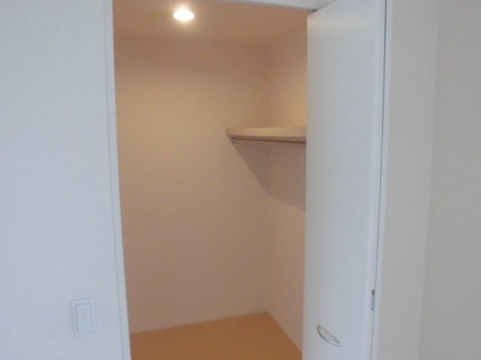 ��ʌ��������܎s��΋�������Q���ڂ̃A�p�[�g�̎��[