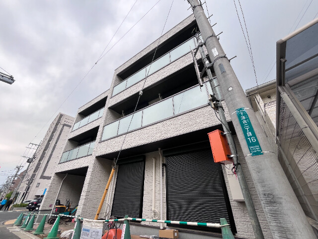 ��ʌ��������܎s�����扺�����Q���ڂ̃}���V�����̌����O��