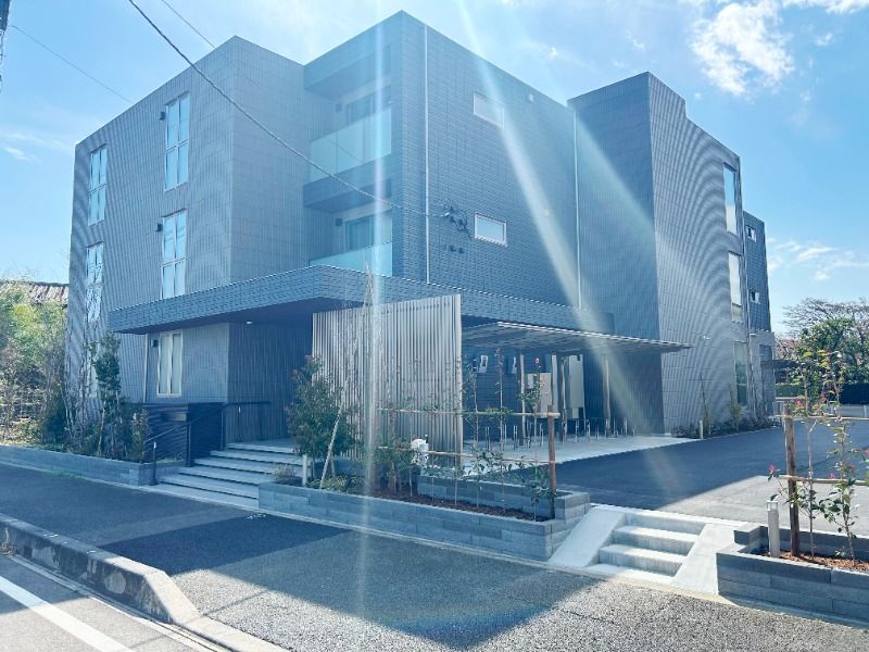 ��ʌ��������܎s�΋�厚����186�̃}���V�����̌����O��