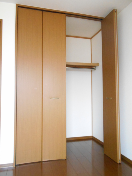 ��ʌ��������܎s�k��{�����̃A�p�[�g�̎��[