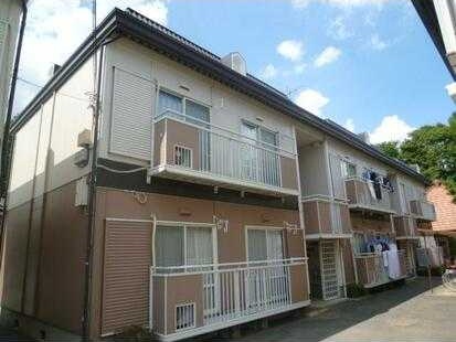 ��ʌ�����s�厚�ˍ�̃A�p�[�g�̌����O��