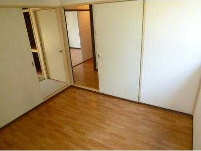 ��ʌ�����s�厚�ˍ�̃A�p�[�g�̋��ԁE���r���O