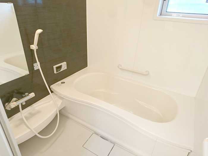 ��ʌ��z�J�s�����P���ڂ̃A�p�[�g�̃o�X