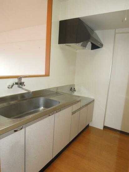 ��ʌ��z�J�s�{�{���P���ڂ̃}���V�����̃L�b�`��