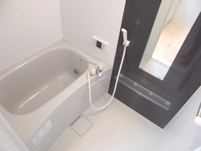 ��ʌ��z�J�s���������P���ڂ̃A�p�[�g�̃o�X