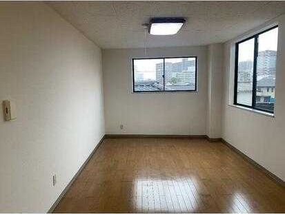 ��ʌ��������܎s��΋�{���R���ڂ̃}���V�����̂��̑������E�X�y�[�X