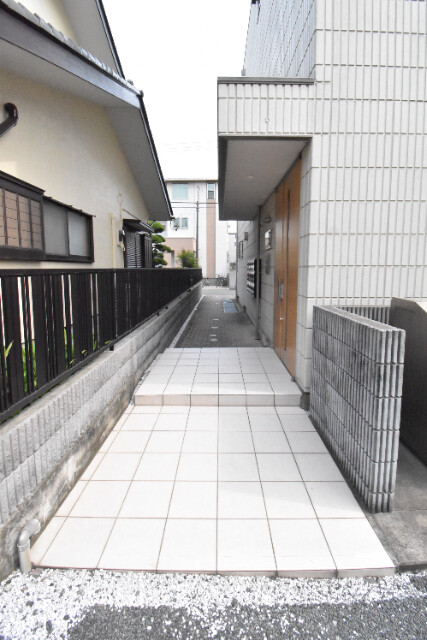 ��ʌ��������܎s�k�擌�听���P���ڂ̃}���V�����̃G���g�����X