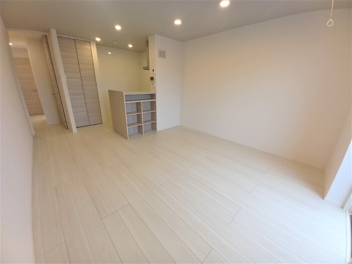 ��ʌ��������܎s��΋�������R���ڂ̃A�p�[�g�̋��ԁE���r���O