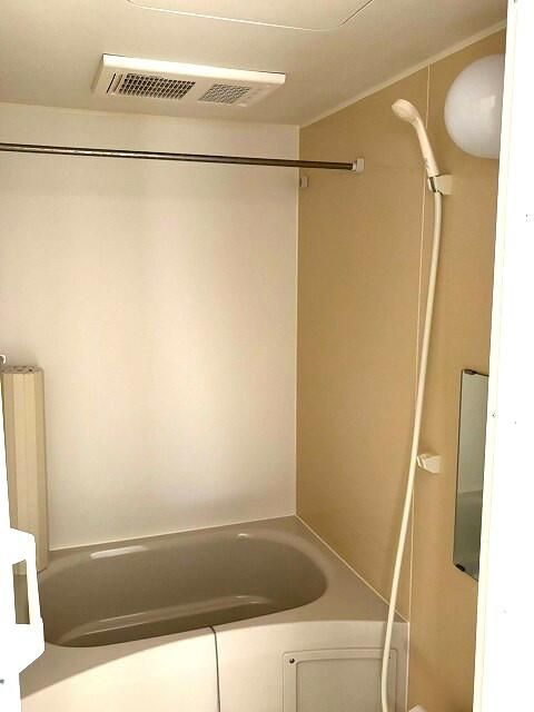 ��ʌ��z�J�s�k�z�J�P���ڂ̃A�p�[�g�̃o�X