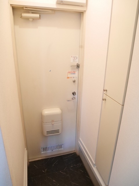 ��ʌ�����s�厚�����̃A�p�[�g�̌���