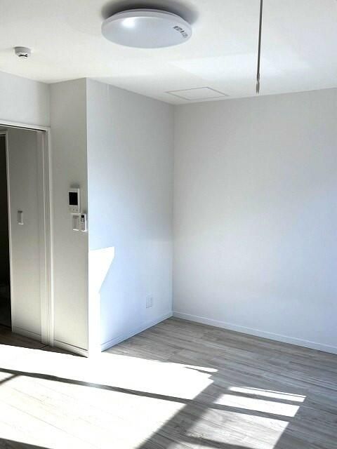 ��ʌ��z�J�s�k�z�J�P���ڂ̃A�p�[�g�̋����E���r���O