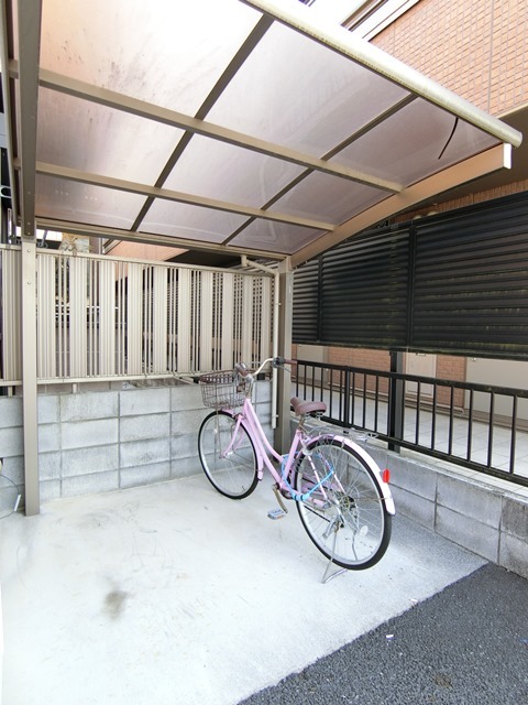 ��ʌ��������܎s��{��x�̓����P���ڂ̃A�p�[�g�̂��̑�