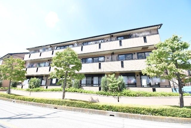 ��ʌ��z�J�s���z�J�Q����17-20�̃A�p�[�g�̌����O��