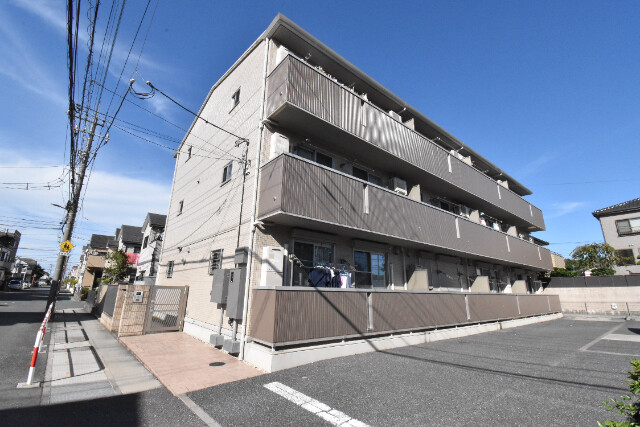 ��ʌ������s���W����35-3�̃A�p�[�g�̌����O��