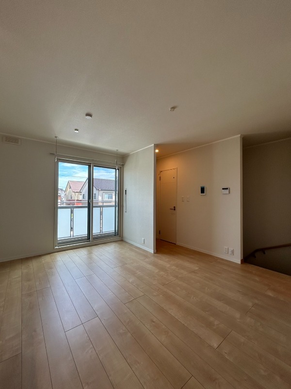 ��ʌ��������܎s�k����i���P���ڂ̃A�p�[�g�̋��ԁE���r���O