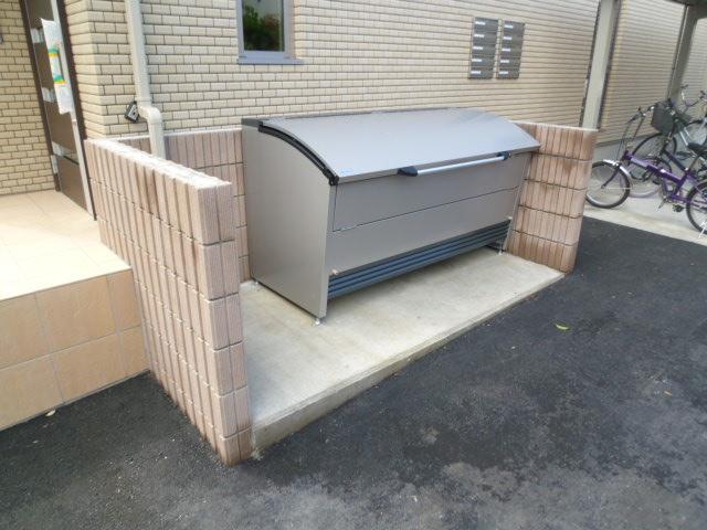 ��ʌ��������܎s�Y�a��{���P���ڂ̃}���V�����̃G���g�����X