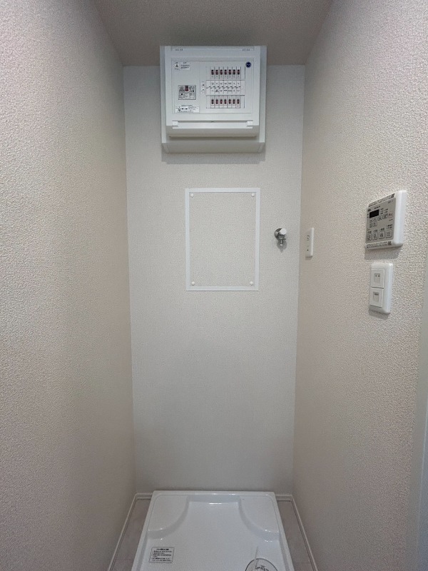 ��ʌ��������܎s�k����i���P���ڂ̃A�p�[�g�̐��ʏ�