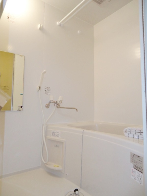 ��ʌ��������܎s��{�捂�@���P���ڂ̃}���V�����̃o�X