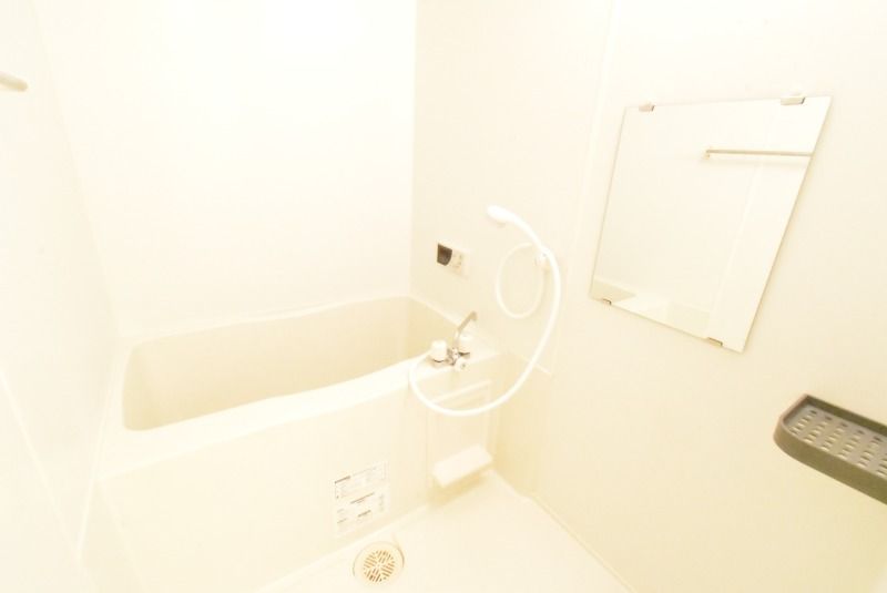 ��ʌ������s�ٓV�S���ڂ̃A�p�[�g�̃o�X