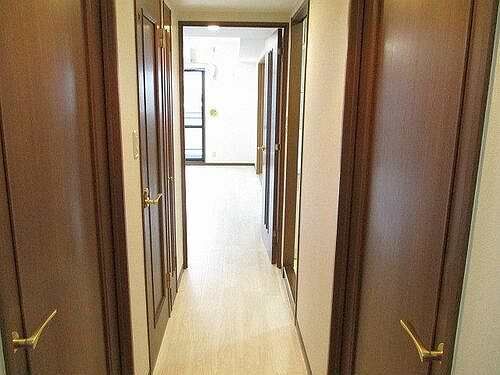 ��ʌ������s�h���Q���ڂ̃}���V�����̌���