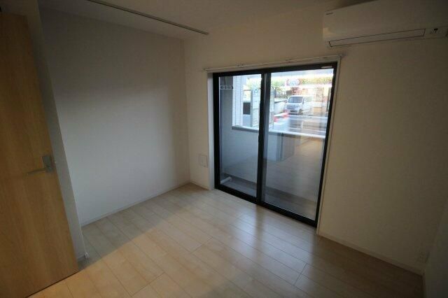 ��ʌ��������܎s��{��x�̓����P���ڂ̃A�p�[�g�̋��ԁE���r���O