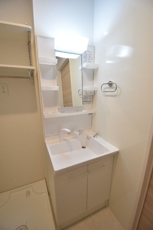 ��ʌ��������܎s�Y�a��j���J�Q���ڂ̃A�p�[�g�̐��ʏ�