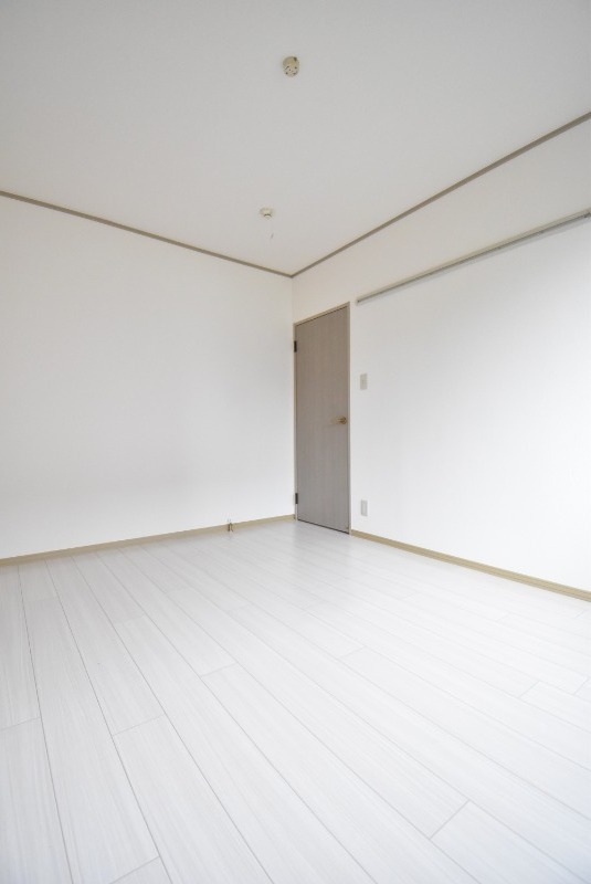 ��ʌ��������܎s����O���T���ڂ̃A�p�[�g�̂��̑������E�X�y�[�X