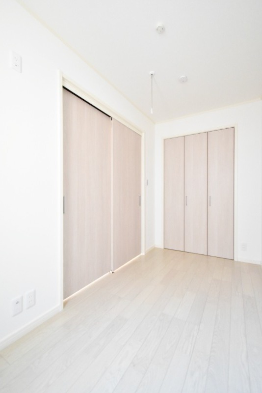 ��ʌ��������܎s�Y�a���ՂT���ڂ̃A�p�[�g�̂��̑�