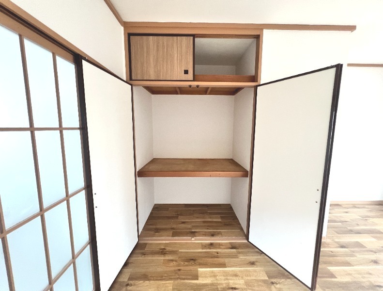 ��ʌ�����s�厚���s�̃A�p�[�g�̎��[