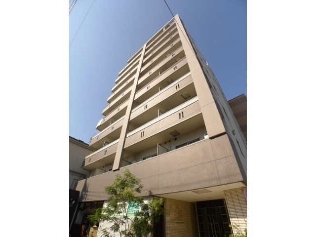 ��ʌ��z�J�s�ԎR�{��6-6�̃}���V�����̌����O��