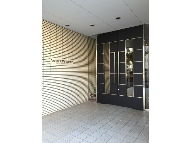 ��ʌ��z�J�s�ԎR�{���̃}���V�����̃G���g�����X