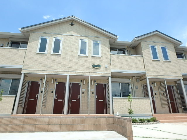 ��ʌ��������܎s�k��{�����Q���ڂ̃A�p�[�g�̌����O��