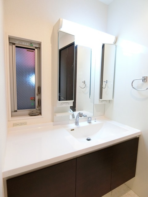 ��ʌ��������܎s�Y�a��k�Y�a�R���ڂ̈�ˌ��Ă̐��ʏ�