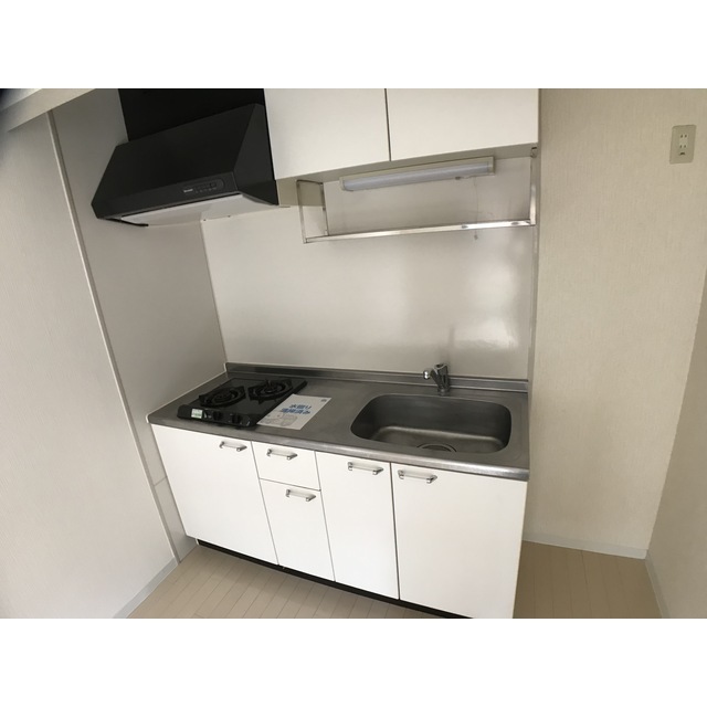 ��ʌ��������܎s��΋�{���U���ڂ̃A�p�[�g�̃L�b�`��